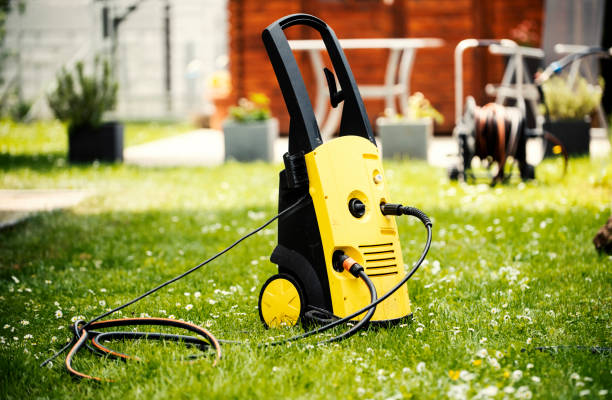 Best Driveway Pressure Washing  in Pine Island Center, FL